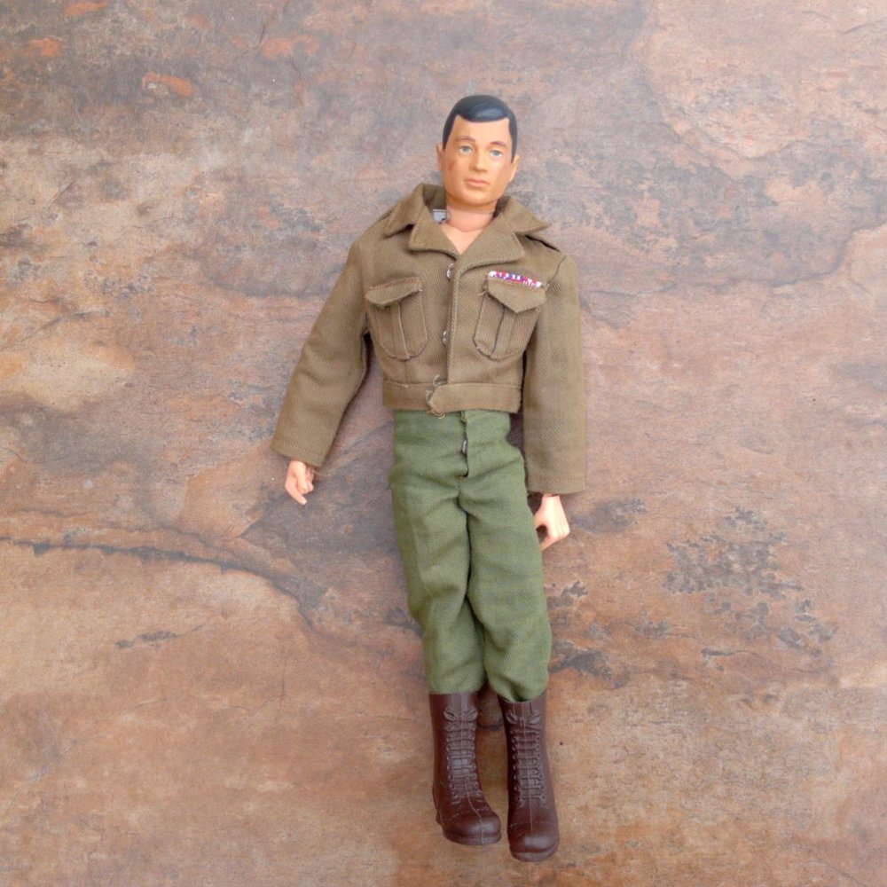 Vintage 1964 GI Joe with Communications Box Headphones - Picture 3 of 15